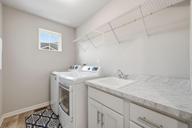 7021 Huckleberry Drive, Minnetrista, MN 55331