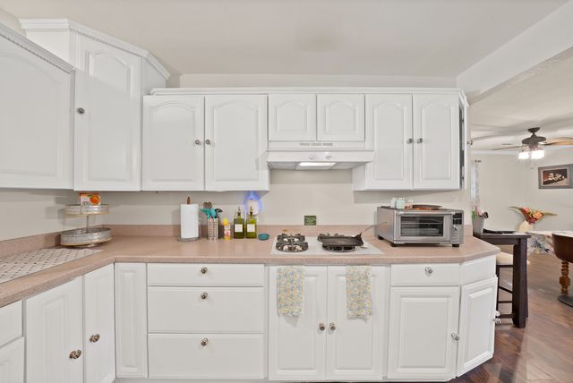 7824 Whitney Drive, White Settlement, TX 76108
