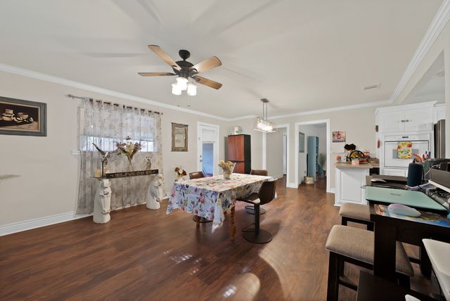 7824 Whitney Drive, White Settlement, TX 76108