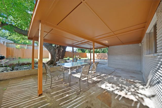 7824 Whitney Drive, White Settlement, TX 76108
