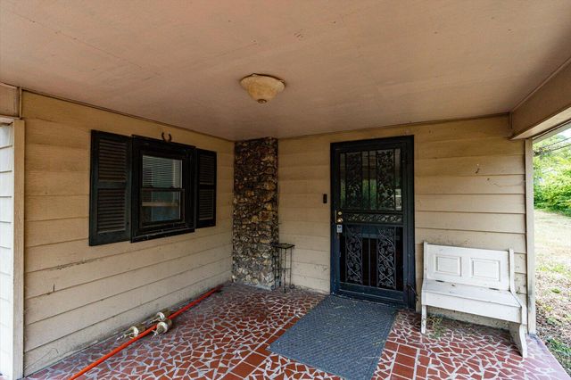 1803 Tunnel Boulevard, Chattanooga, TN 37406