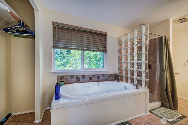 37410 Olympic View Road NE, Hansville, WA 98340