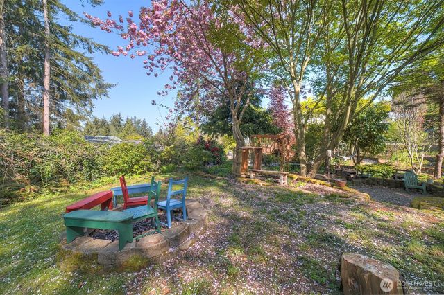 37410 Olympic View Road NE, Hansville, WA 98340