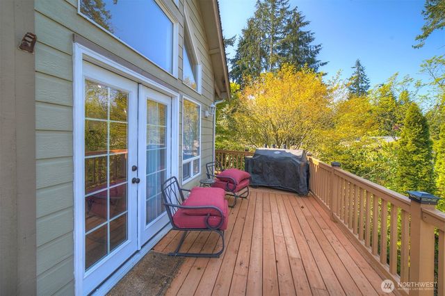 37410 Olympic View Road NE, Hansville, WA 98340