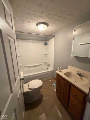 529 N Chester Avenue, Indianapolis, IN 46201