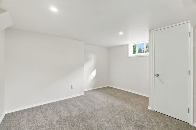 2911 W EUCLID Ave, Spokane, WA 99205