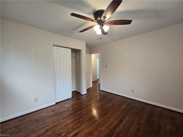 3840 South Plaza TRL, Virginia Beach, VA 23452