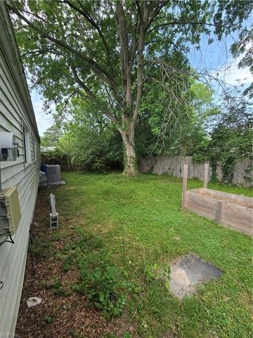 3840 South Plaza TRL, Virginia Beach, VA 23452