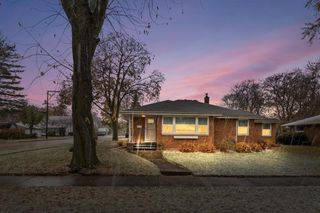 1003 EVANS STREET, Oshkosh, WI 54901