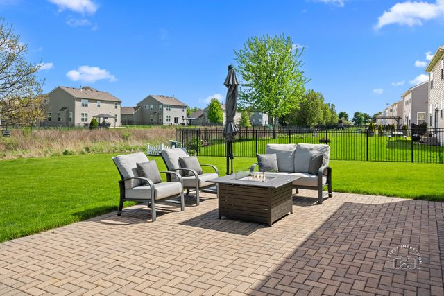 3463 Ayres Drive, Aurora, IL 60506