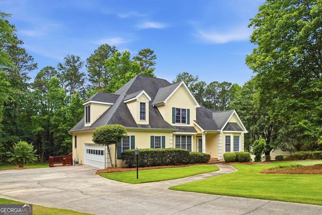 155 Lucky Leaf Place, Fayetteville, GA 30214