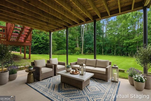 155 Lucky Leaf Place, Fayetteville, GA 30214