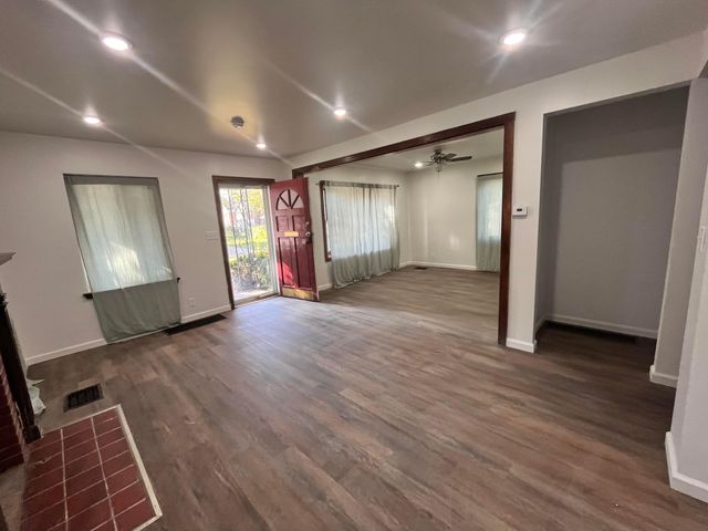 1800 E Fulton Street, Columbus, OH 43205