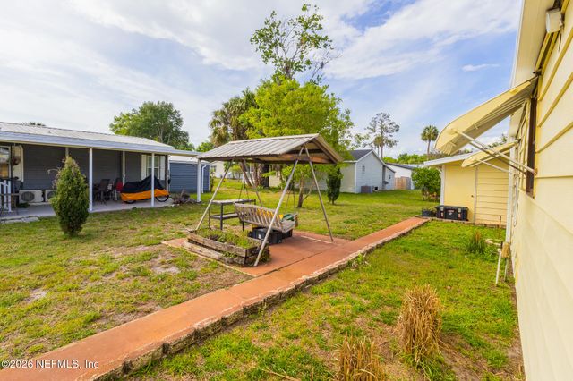 109 BAYOU Drive, Satsuma, FL 32189