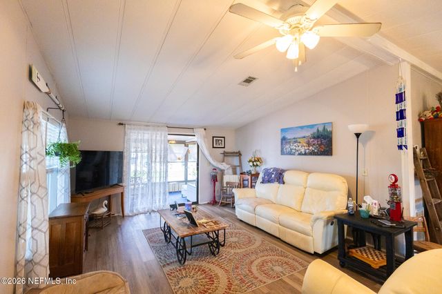109 BAYOU Drive, Satsuma, FL 32189