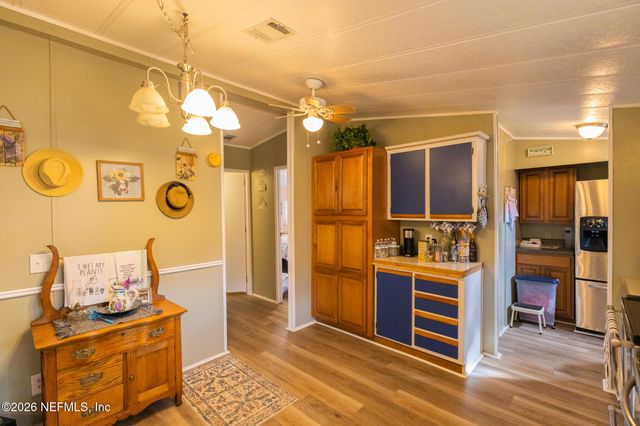 109 BAYOU Drive, Satsuma, FL 32189