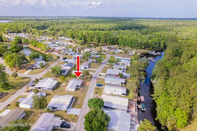 109 BAYOU Drive, Satsuma, FL 32189