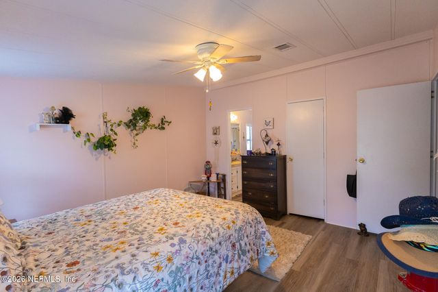 109 BAYOU Drive, Satsuma, FL 32189