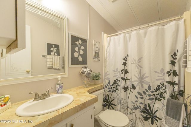 109 BAYOU Drive, Satsuma, FL 32189