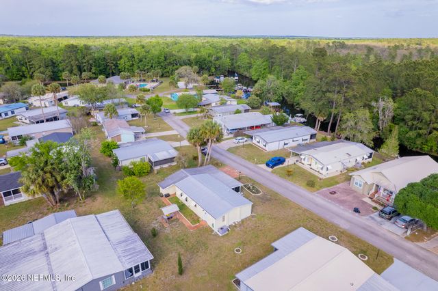 109 BAYOU Drive, Satsuma, FL 32189
