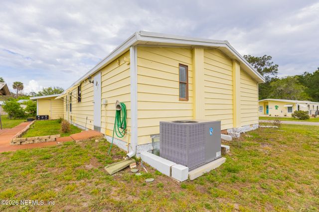 109 BAYOU Drive, Satsuma, FL 32189