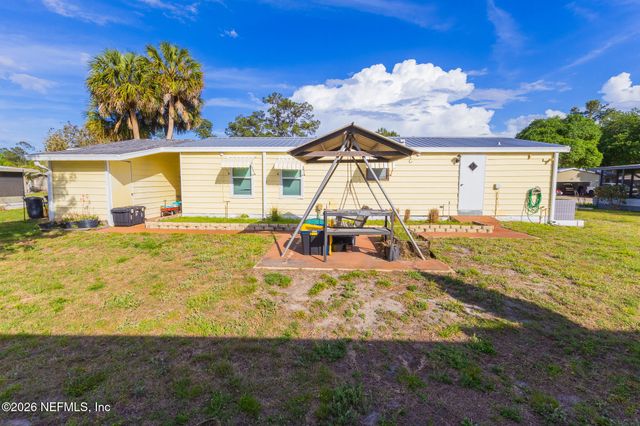 109 BAYOU Drive, Satsuma, FL 32189
