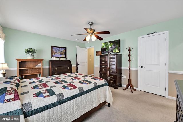 820 CAMBRIDGE DR, Manheim, PA 17545