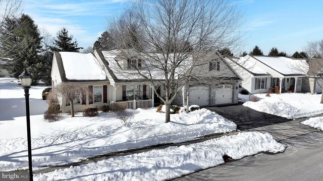 820 CAMBRIDGE DR, Manheim, PA 17545