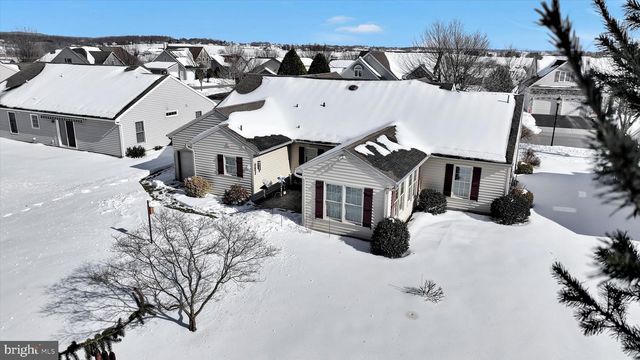 820 CAMBRIDGE DR, Manheim, PA 17545