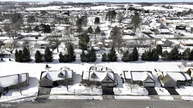 820 CAMBRIDGE DR, Manheim, PA 17545