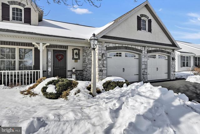 820 CAMBRIDGE DR, Manheim, PA 17545