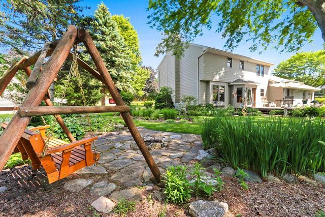 2920 THUNDERBYRD TRAIL, Green Bay, WI 54313