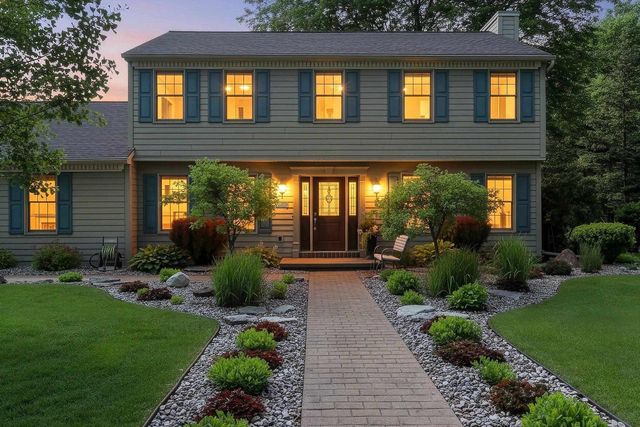 2920 THUNDERBYRD TRAIL, Green Bay, WI 54313