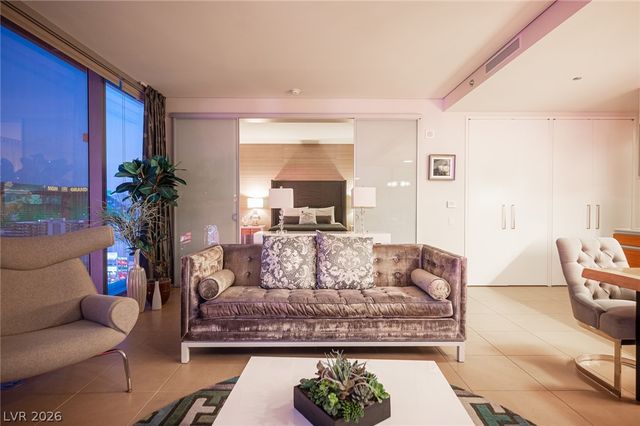 3722 Las Vegas Boulevard 1506, Las Vegas, NV 89158