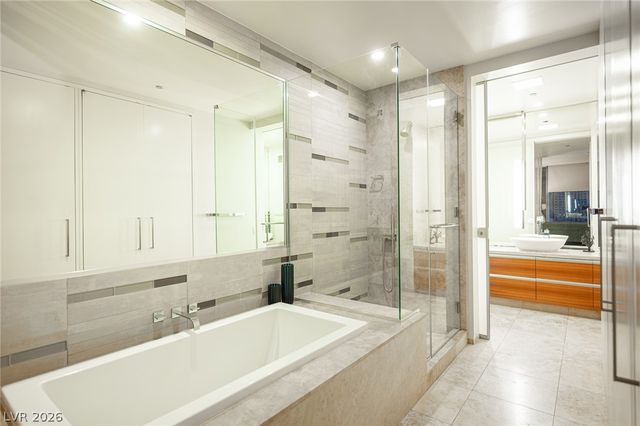 3722 Las Vegas Boulevard 1506, Las Vegas, NV 89158