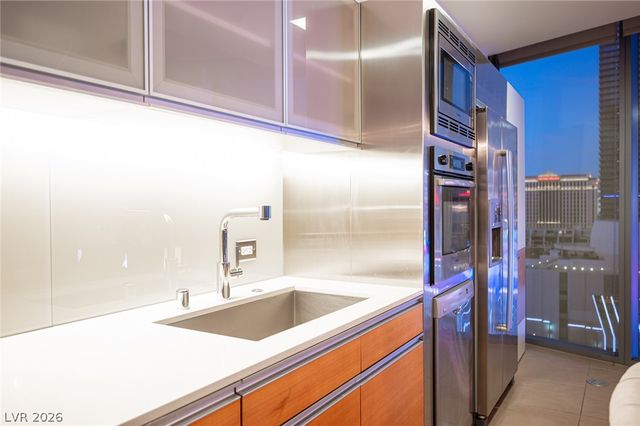 3722 Las Vegas Boulevard 1506, Las Vegas, NV 89158
