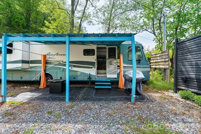 72 Amos Creek Road, Marshall, NC 28753