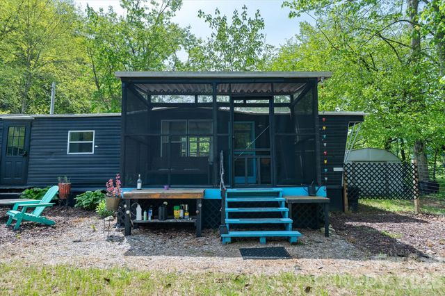 72 Amos Creek Road, Marshall, NC 28753