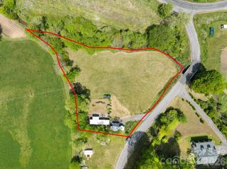 72 Amos Creek Road, Marshall, NC 28753