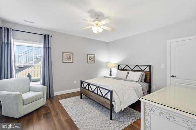 105 TURNSTONE LN, Lake Frederick, VA 22630