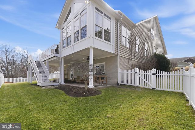 105 TURNSTONE LN, Lake Frederick, VA 22630