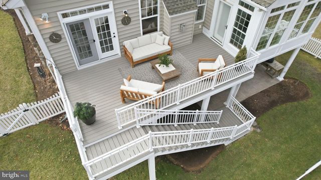 105 TURNSTONE LN, Lake Frederick, VA 22630