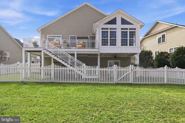 105 TURNSTONE LN, Lake Frederick, VA 22630