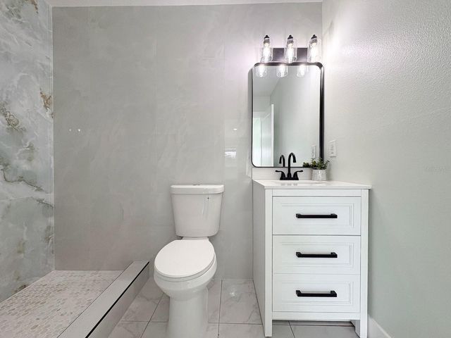 4148 DOLPHIN DRIVE 3, Tampa, FL 33617