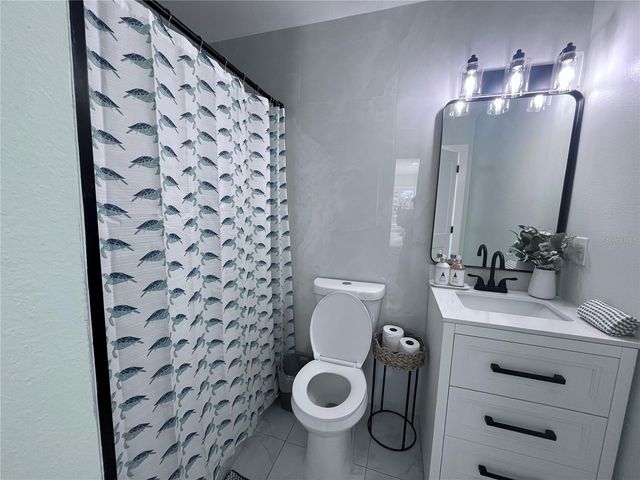 4148 DOLPHIN DRIVE 3, Tampa, FL 33617