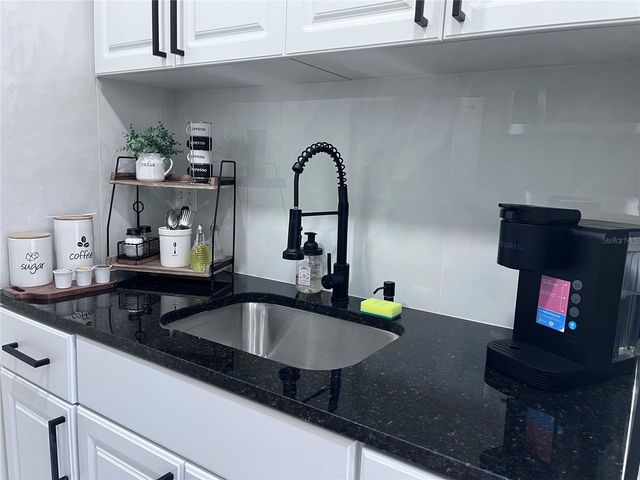 4148 DOLPHIN DRIVE 3, Tampa, FL 33617