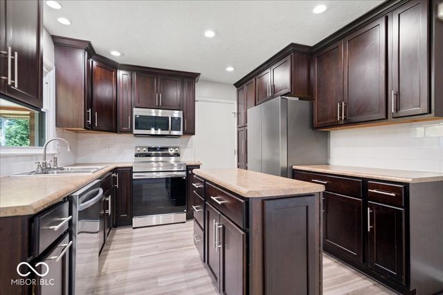 1301 Morningside Drive, Anderson, IN 46011