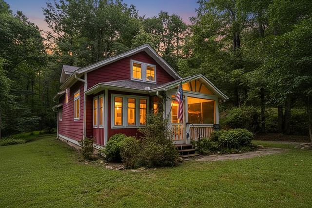 120 Shenendoa Drive, Ellijay, GA 30540