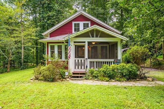 120 Shenendoa Drive, Ellijay, GA 30540