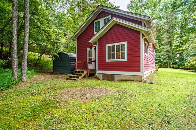 120 Shenendoa Drive, Ellijay, GA 30540